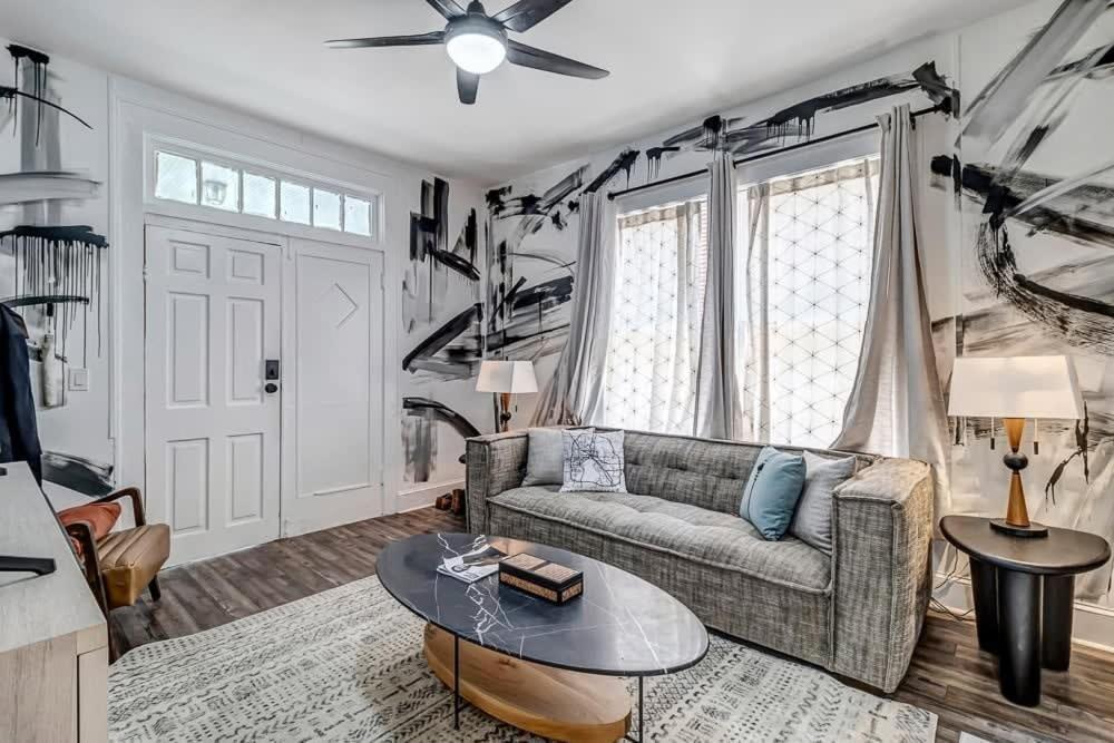 Contemporary Apartment - 5 Min To Tiaa Bank Field! Jacksonville Exterior photo